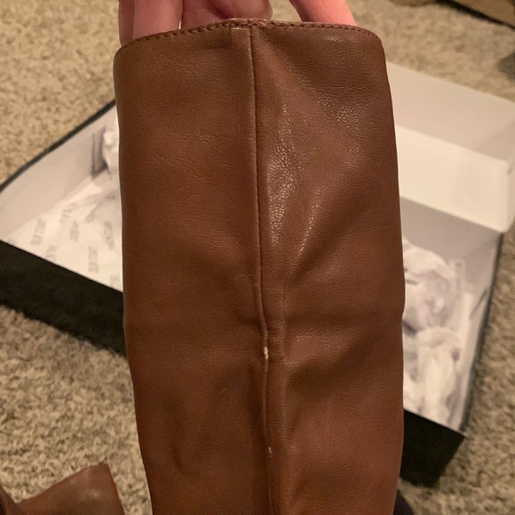 Over the knee boots- Colin Stuart - Picture 6 of 8